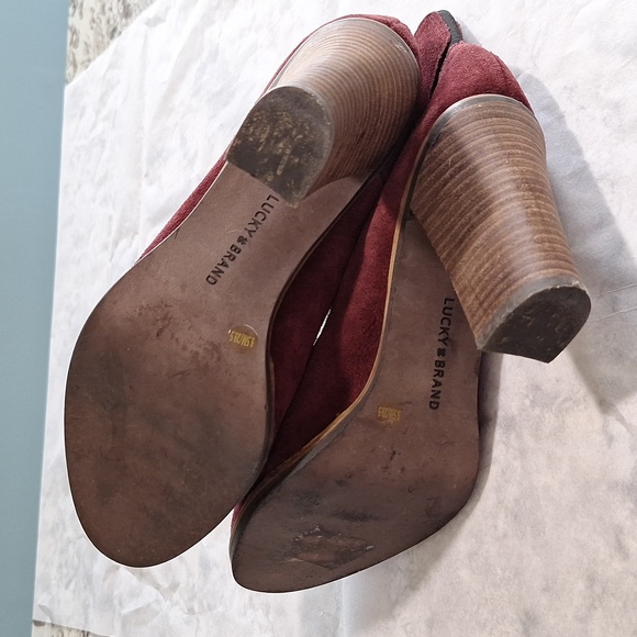 🍀 Lucky Brand suede booties. Maldeev style. Size 9.5. Burgundy. - Picture 4 of 14